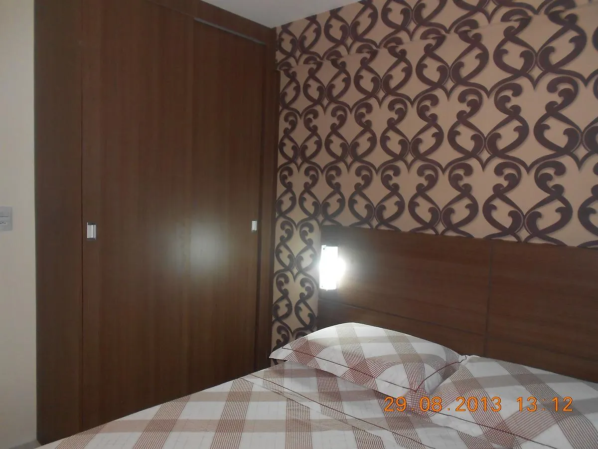 Luxuoso Quarto E Sala Mobiliado Recife